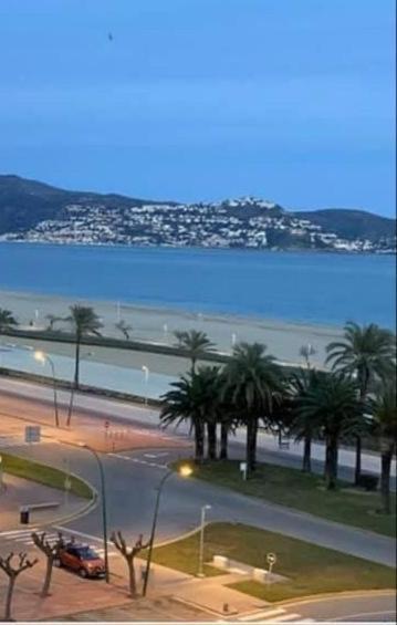 Apartamento Con Magnificas Vistas Al Mar - Wifi Gratis Ampuriabrava Exterior foto